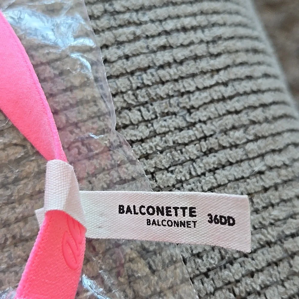 aerie balconette bra size 36DD - Picture 3 of 6